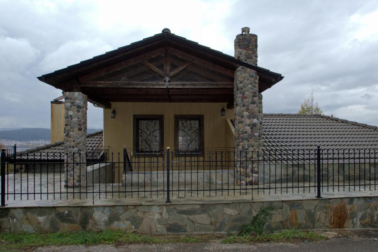 Wood And Stone Villa Ioannina Exterior photo